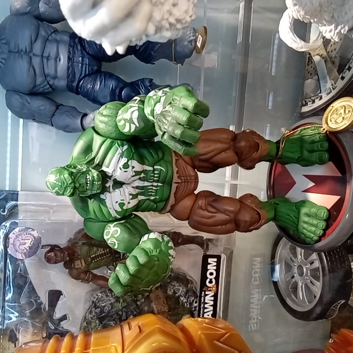 MARVEL LEGENDS HULK TOY BIZ