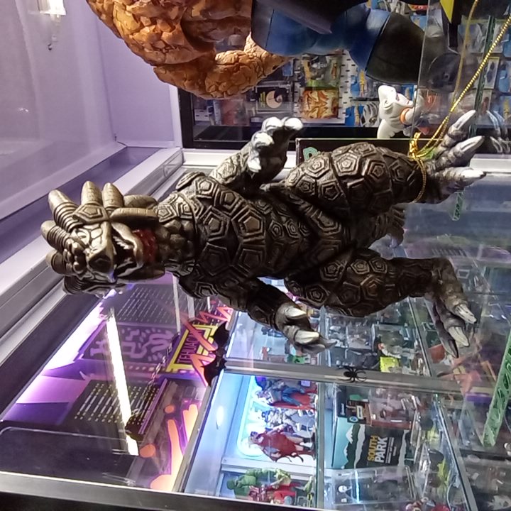 ULTRAMAN KAIJU SERIE EX SALAMANDER BY BANDAI