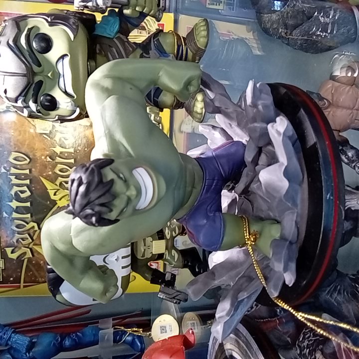 MARVEL COMICS FIGURA Q FIG HULK 9 CM