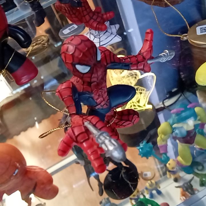 MINI FIGURA SPIDER MAN RARA