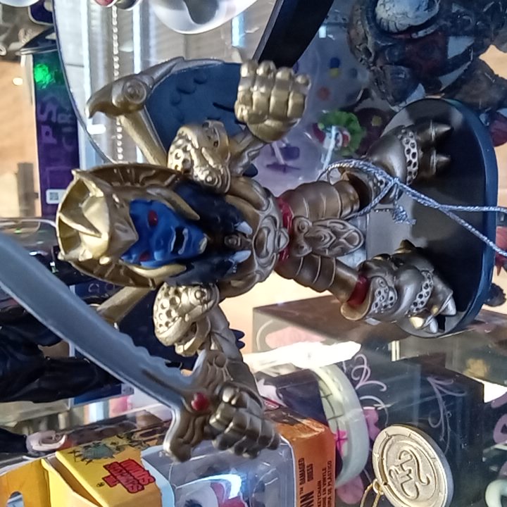 FUNKO HERO WORLD POWER RANGERS GOLDAR