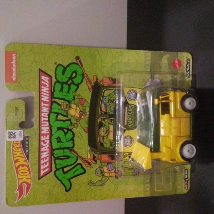 HOTWHEELS PREMIUM TORTUGAS NINJA PARTY WAGON