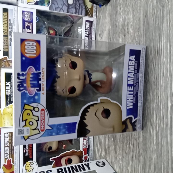 FUNKO WHITE MAMBA SPACE JAM