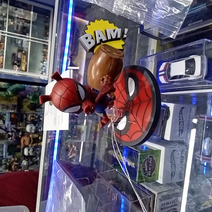 MARVEL SPIDER PIG