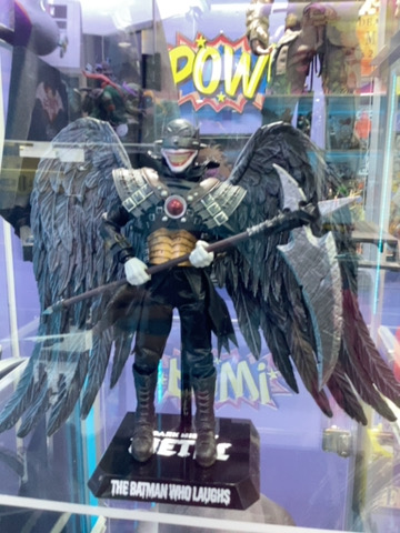 BEAST KINGDOM DC BATMAN WHO LAUGHS