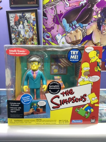 LOS SIMPSON PLAYMATE SPRINGFIELD ELEMENTARY