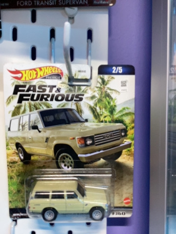 HOTWHEELS PREMIUM FAST AND FURIOUS TOYOTA LAND CRUISER FJ60