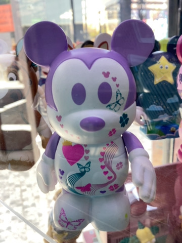 VINYLMATION PURPLE HEART BUTTERFLY POR YAP JO LING