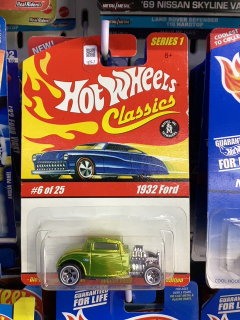 HOTWHEELS CLASSIC 1932 FORD