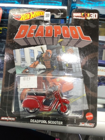 HOTWHEELS PREMIUM DEADPOOL SCOOTER