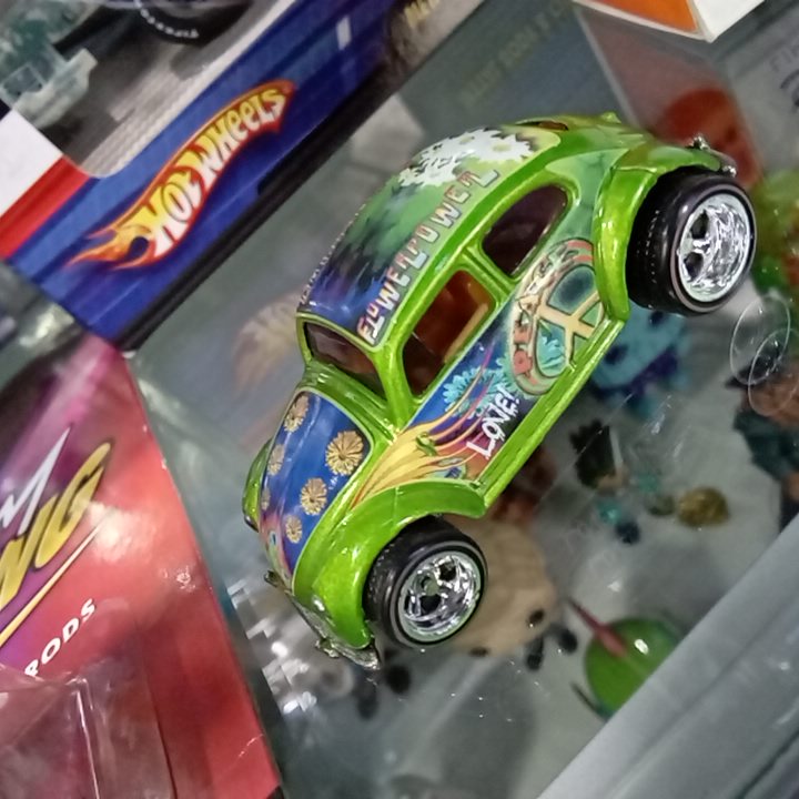 HOTWHEELS VOLKSWAGEN VERDE