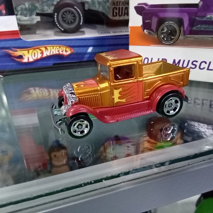 HOTWHEEL FORD PICKUP 29