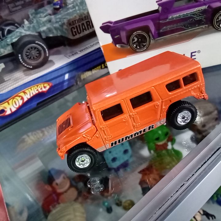 HOTWHEELS MOTOR TREND HUMMER H1