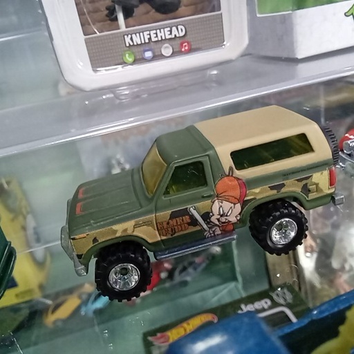 HOTWHEELS FORD BRONCO 85 VERDE