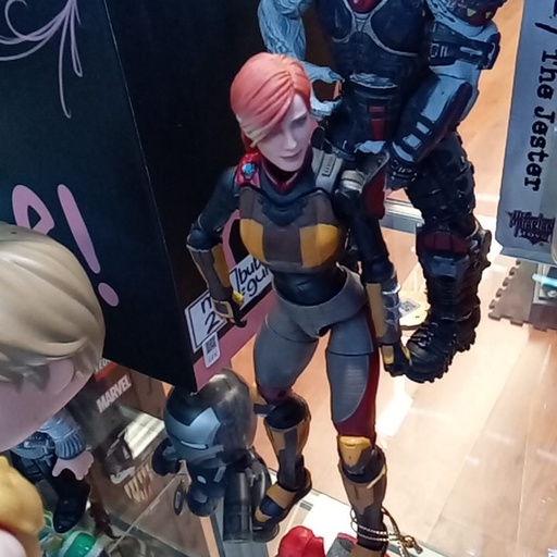 FIGURA ARTICULADA SCARLETT G I JOE HASBRO