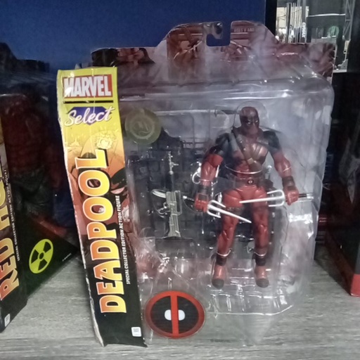 DEAD POOL SPECIAL COLLECTOR EDITION