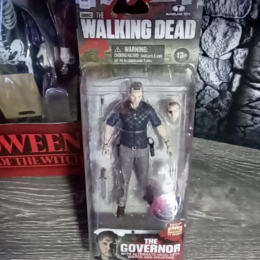 MCFARLANE WALKING DEAD THE GOVERNOR