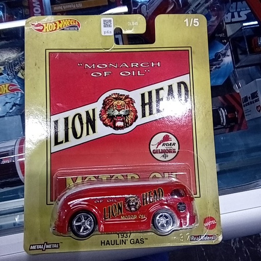 HOTWHEELS PREMIUM LION HEAD 1937 HAULIN GAS