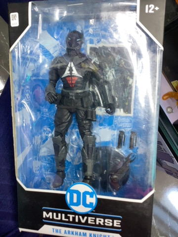 DC MCFARLANE THE ARKHAM KNIGHT