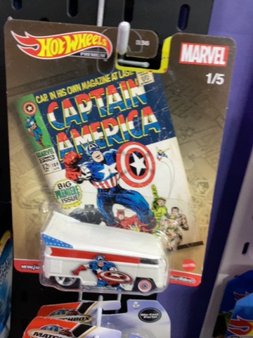 HOTWHEELS PREMIUM VOLKSWAGEN T1 DRAG BUS CAPTAIN AMERICA