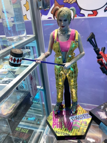 DC BIRDS OF PREY HARLEY QUINN HOT TOYS