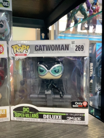 FUNKO CATWOMAN