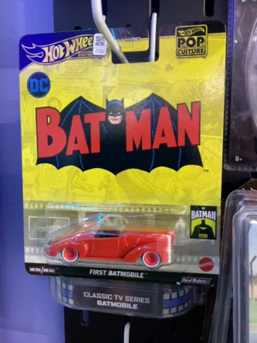 HOTWHEELS PREMIUM BATMAN FIRST BATMOBILE