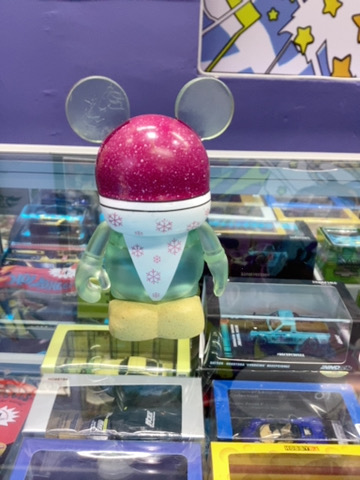 VINYLMATION SNOW CONE POR LANDING