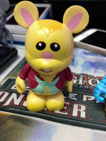 VINYLMATION BEAN BUNNY DE LOS MUPPETS POR MONTY MALDOVAN