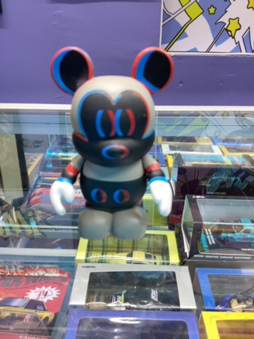 VINYLMATION MICKEY MOUSE CAZDOR POR THOMAS SCOTT