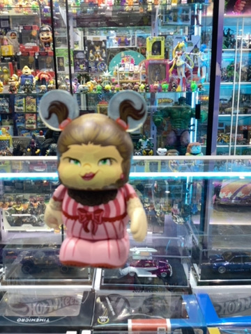 VINYLMATION BEARDED LADY POR GERALD MENDEZ