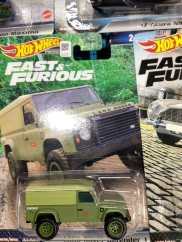 HOTWHEELS PREMIUM FAST AND FURIOUS LAND ROVER DEFENDER 110