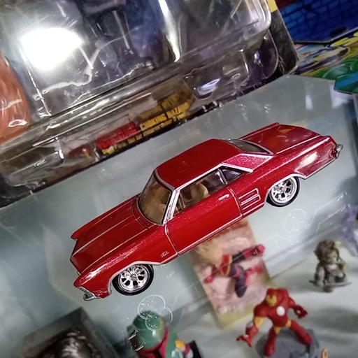 HOTWHEELS BUICK RIVER 64